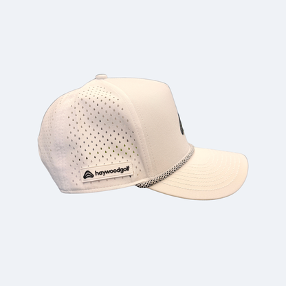 Sombrero de cuerda perforada estructurada